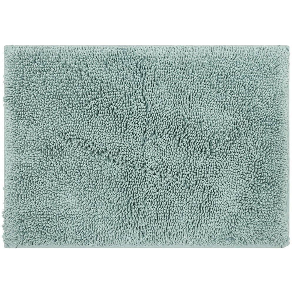 Glacier Homespun Cotton 34" Bath Mat with Non-Slip Backing