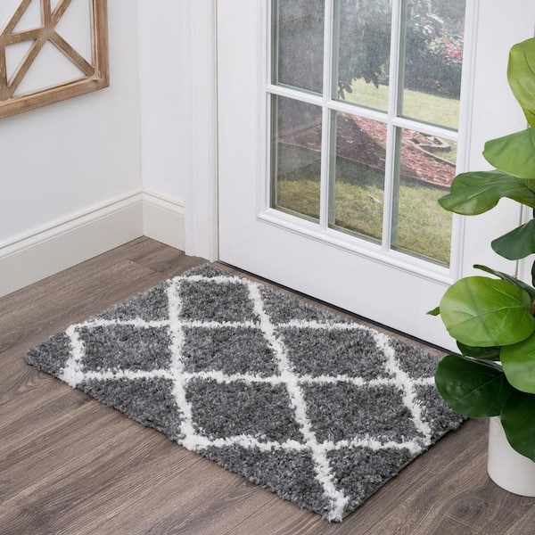 Soho Shag Diamond Gray 2 ft. x 3 ft. Indoor Area Rug