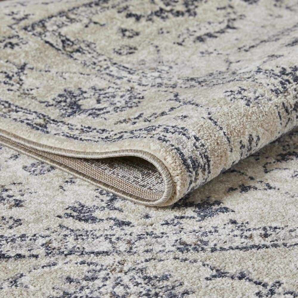 Gray and Ivory Floral Synthetic 4' x 6' Area Rug