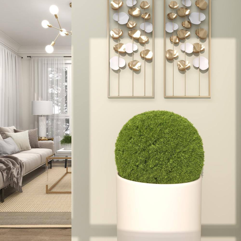 22" Green Plastic Boxwood Topiary Ball for Indoor Outdoor