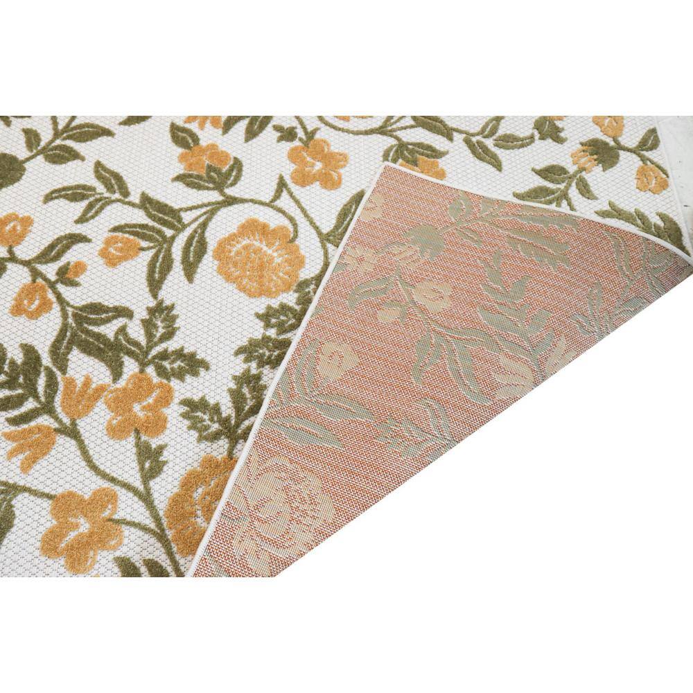 Ivory and Gold Floral Synthetic Outdoor Rug 3'6" x 5'6"