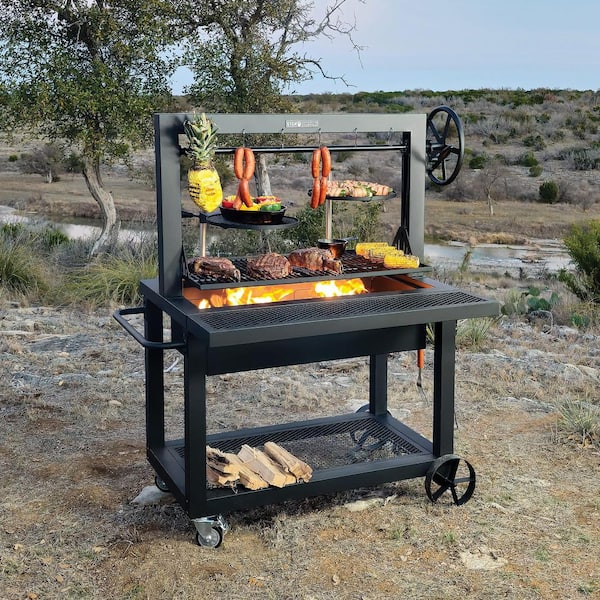 Even Embers Santa Maria Charcoal and Wood Grill in Black with