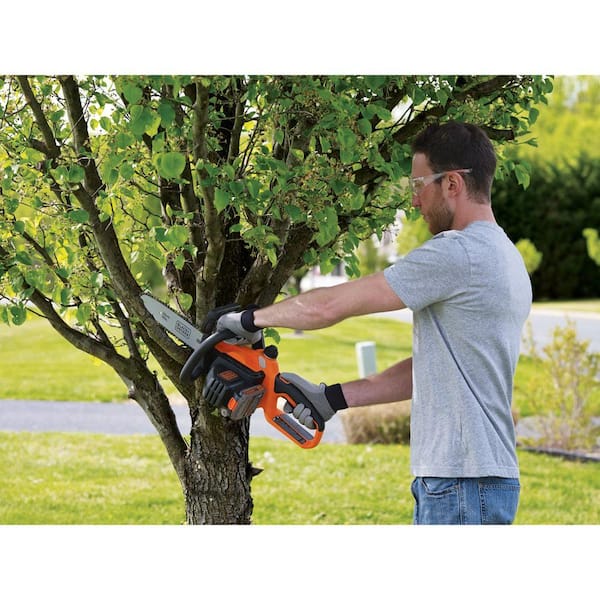 BLACK DECKER 20V MAX 10in. Battery Powered Chainsaw Tool Only