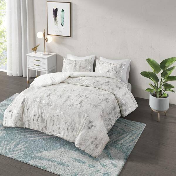 Unbranded Pearl 3-Piece Ivory King/Cal King Metallic Printed Velvet Comforter Set