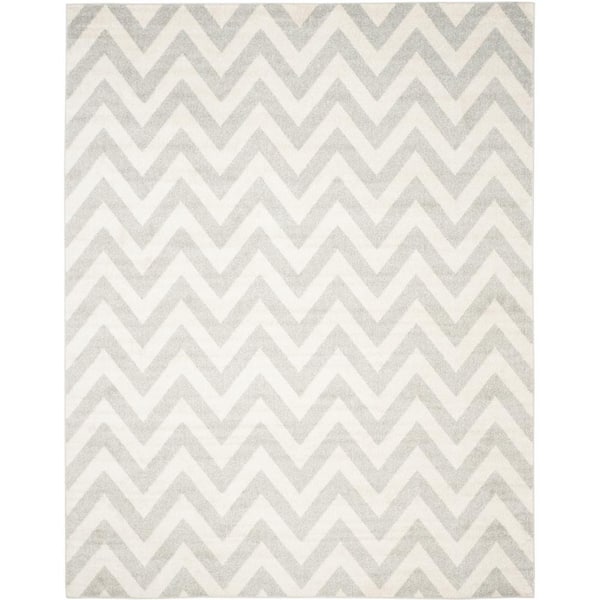 SAFAVIEH Amherst Light Gray/Beige 10 ft. x 14 ft. Geometric Chevron Area Rug