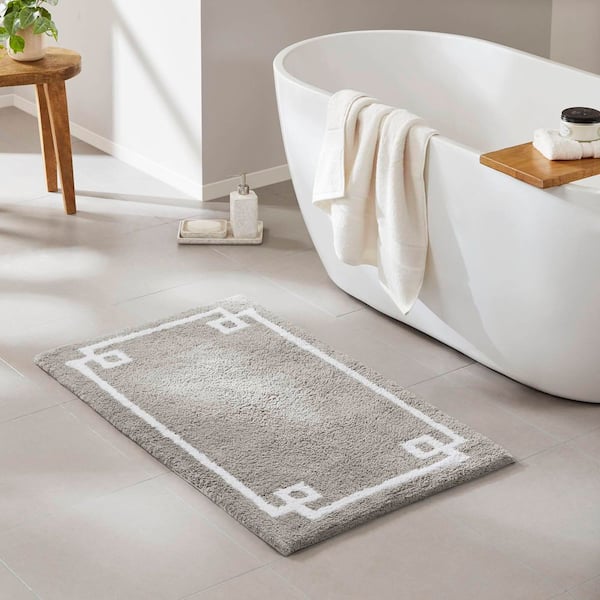 Madison Park Ethan 24 in. x 40 in. Grey Tufted Cotton Rectangle Bath Rug