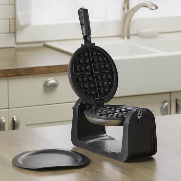 BLACK+DECKER 2-Slice Black Stainless Steel American Waffle Maker