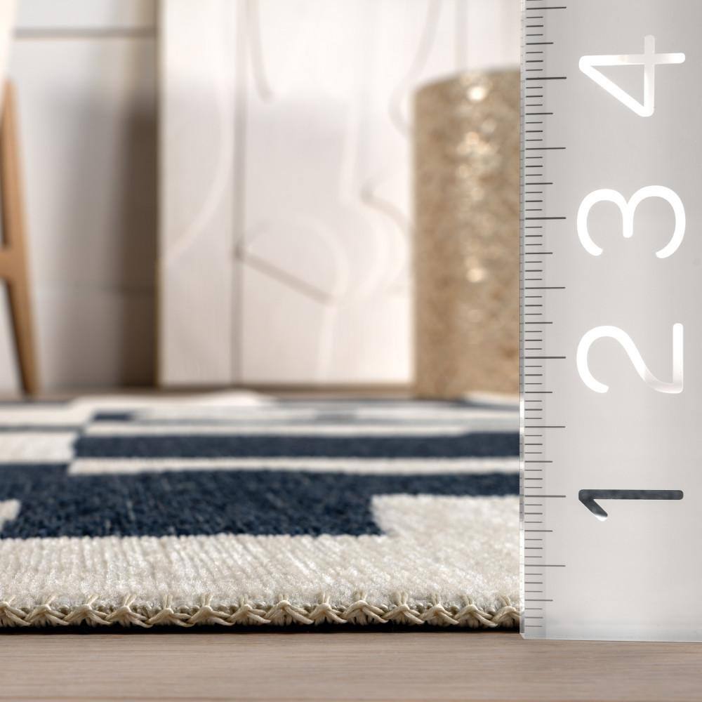 Viktoria Navy and White Geometric Reversible Washable Rug