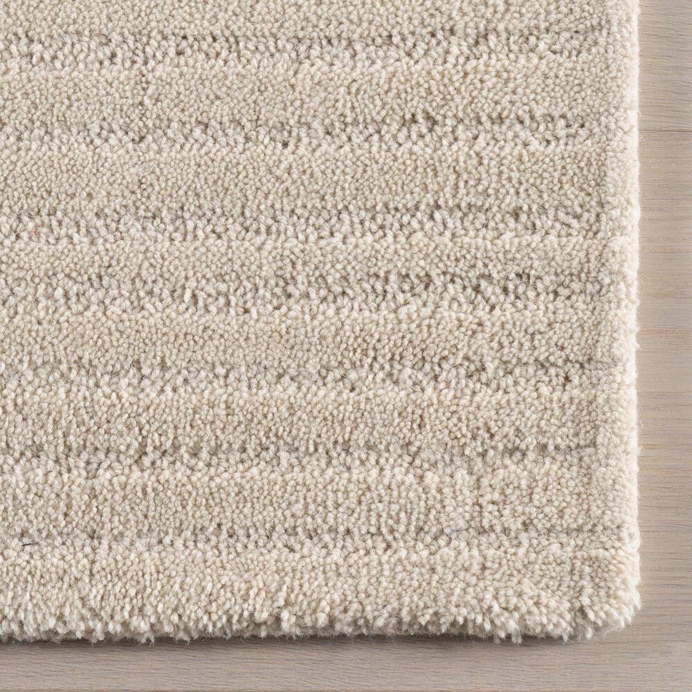 Beige Handmade Wool Tufted Rectangular Area Rug, 4' x 6'