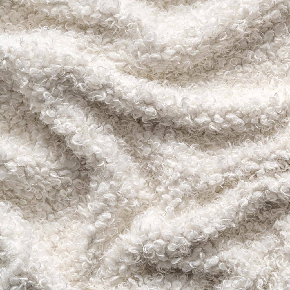 Soft Shaggy 5' x 8' White Synthetic Sheepskin Washable Rug