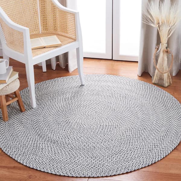 Braided Gray/Ivory 9 ft. x 9 ft. Round Solid Area Rug