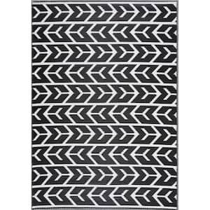Amsterdam Black and White 4 ft. x 6 ft. Geometric Polypropylene Indoor/Outdoor Rug