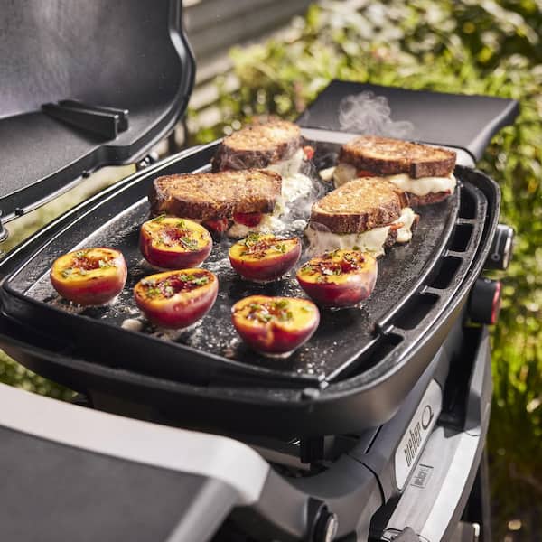 Weber Q 2800N+ Gas Grill Porcelain-enamel Cast Iron Half Griddle