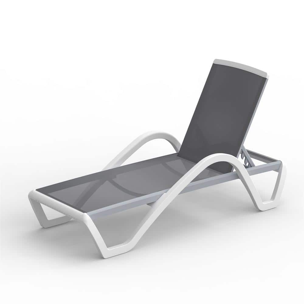 1-piece Wicker Outdoor Chaise Lounge in Gray with Adjustable Height, Aluminum Pool Lounge Chairs with Arm for Outside