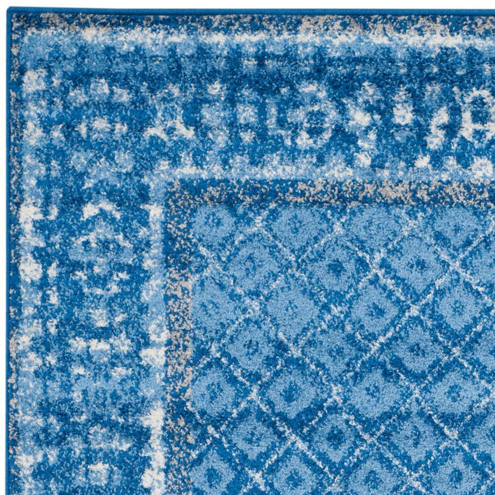Chic Lodge Style Easy-Care Blue Synthetic 5' x 7' Area Rug