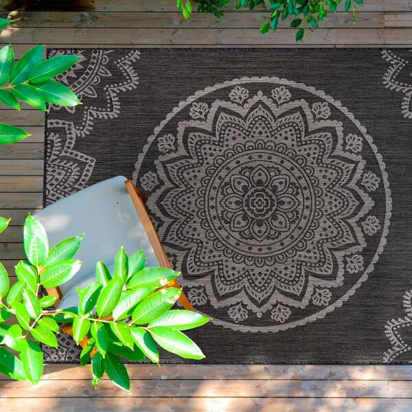 CAMILSON Outdoor Rug - Modern Area Rugs for Indoor and Outdoor patios,  Kitchen and Hallway mats - Washable Outside Carpet (8x10, Medallion - Dark  Grey/Light Grey) - Amazing Bargains USA - Buffalo, NY