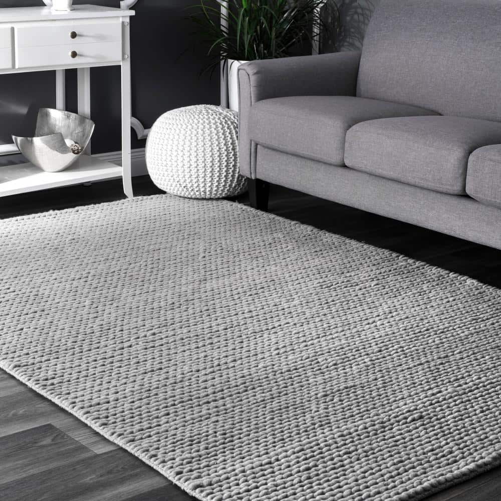 Handmade Light Gray Wool Blend Braided Rectangular Rug 6' x 9'