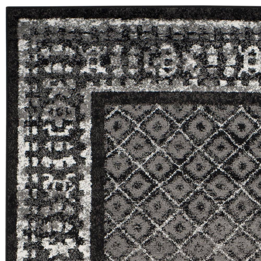 Elegant Adirondack Black/Silver Synthetic 9' x 12' Area Rug
