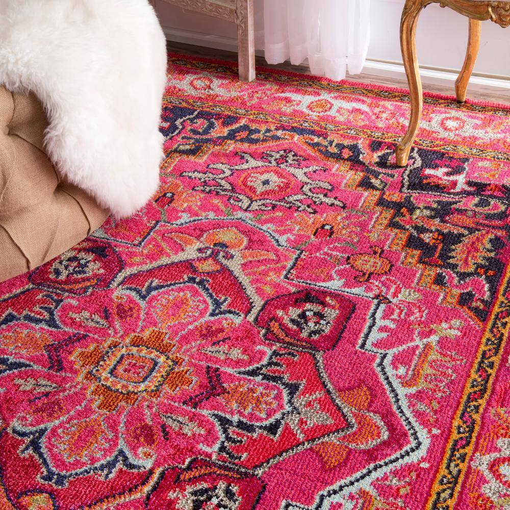 Rosie Pink Round Synthetic Bohemian Area Rug - 4' Diameter