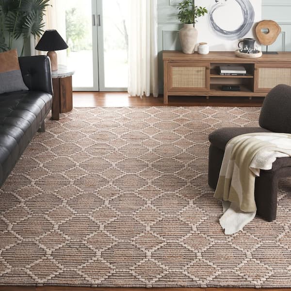 Marbella 6 ft. x 9 ft. Beige/Ivory Diamond Lattice Area Rug