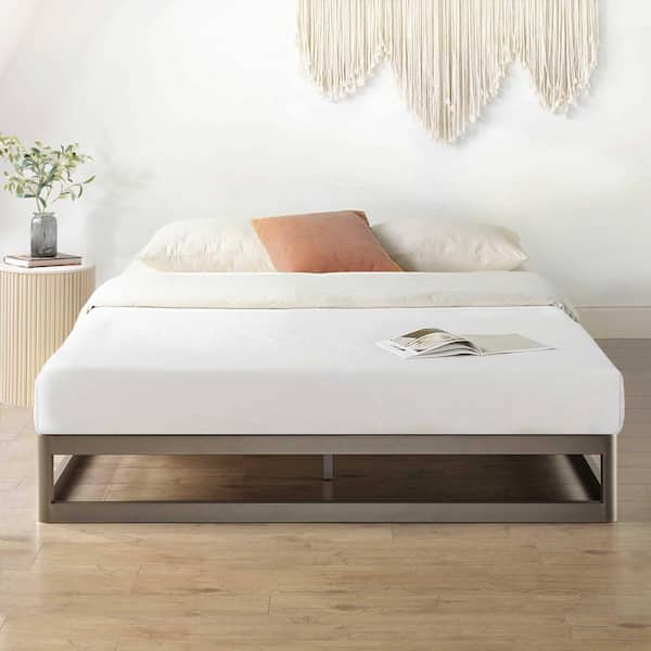 best price mattress Ace of Base Round Metal Platform Bed with Heavy Duty Steel Slats, Champagne Grey, Full
