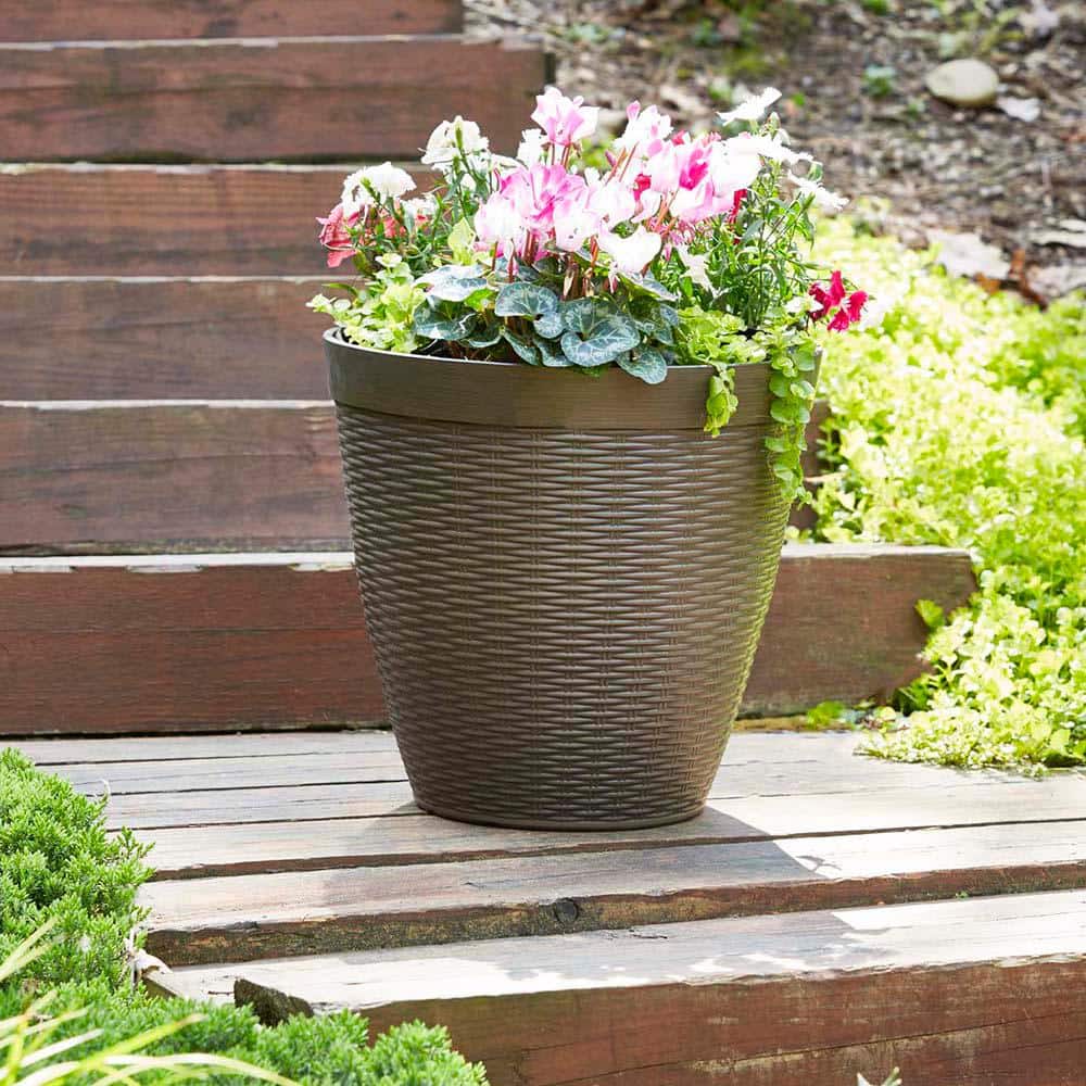 Jamaica Wicker Inspired 16" Round HDR Planter for Indoor/Outdoor