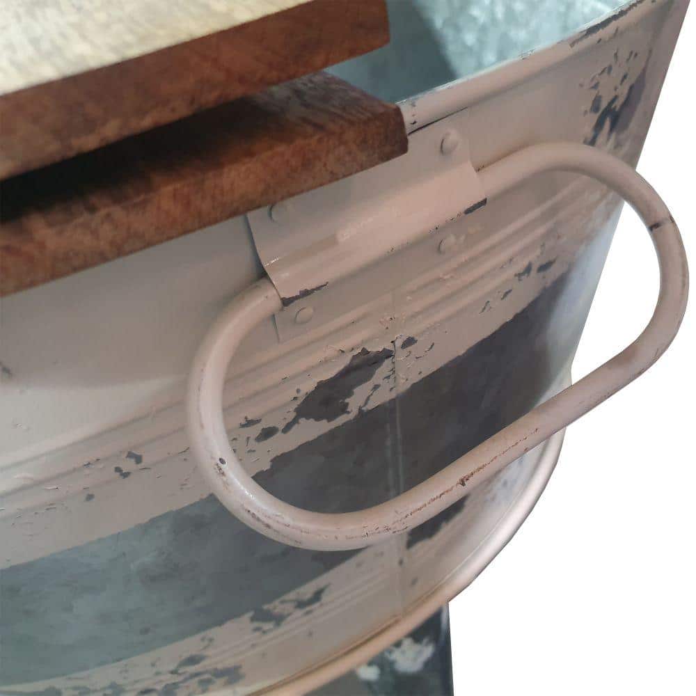 Vintage Farmhouse Round Cocktail Table with Lift-Top Storage