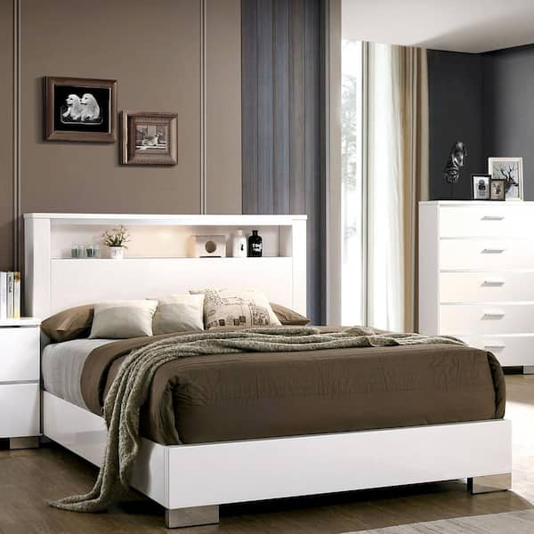 Furniture of America Tigua White Wood Frame Queen Panel Bed with Lighted Headboard