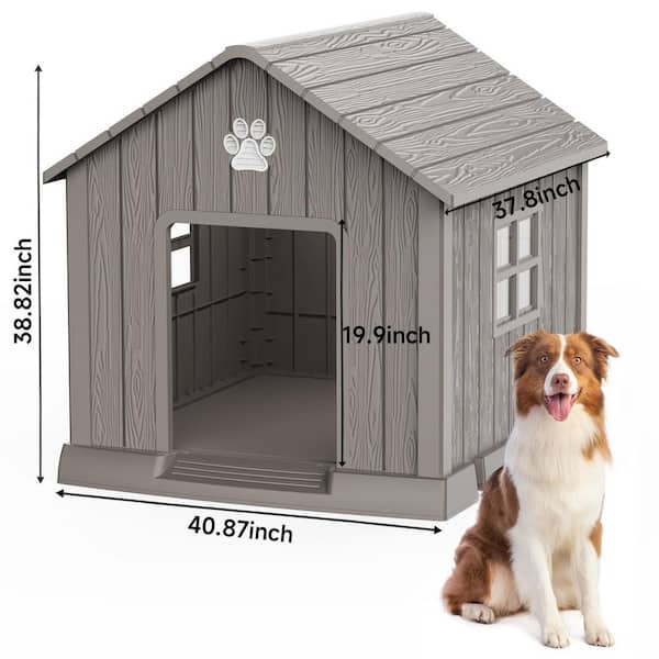 WTVWTV 40.87 in. W x 38.82 in. H x 37.8 in. D Resin Dog House Wall