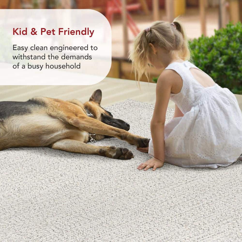 Handmade Ivory Braided 4' x 6' Oval Synthetic Area Rug
