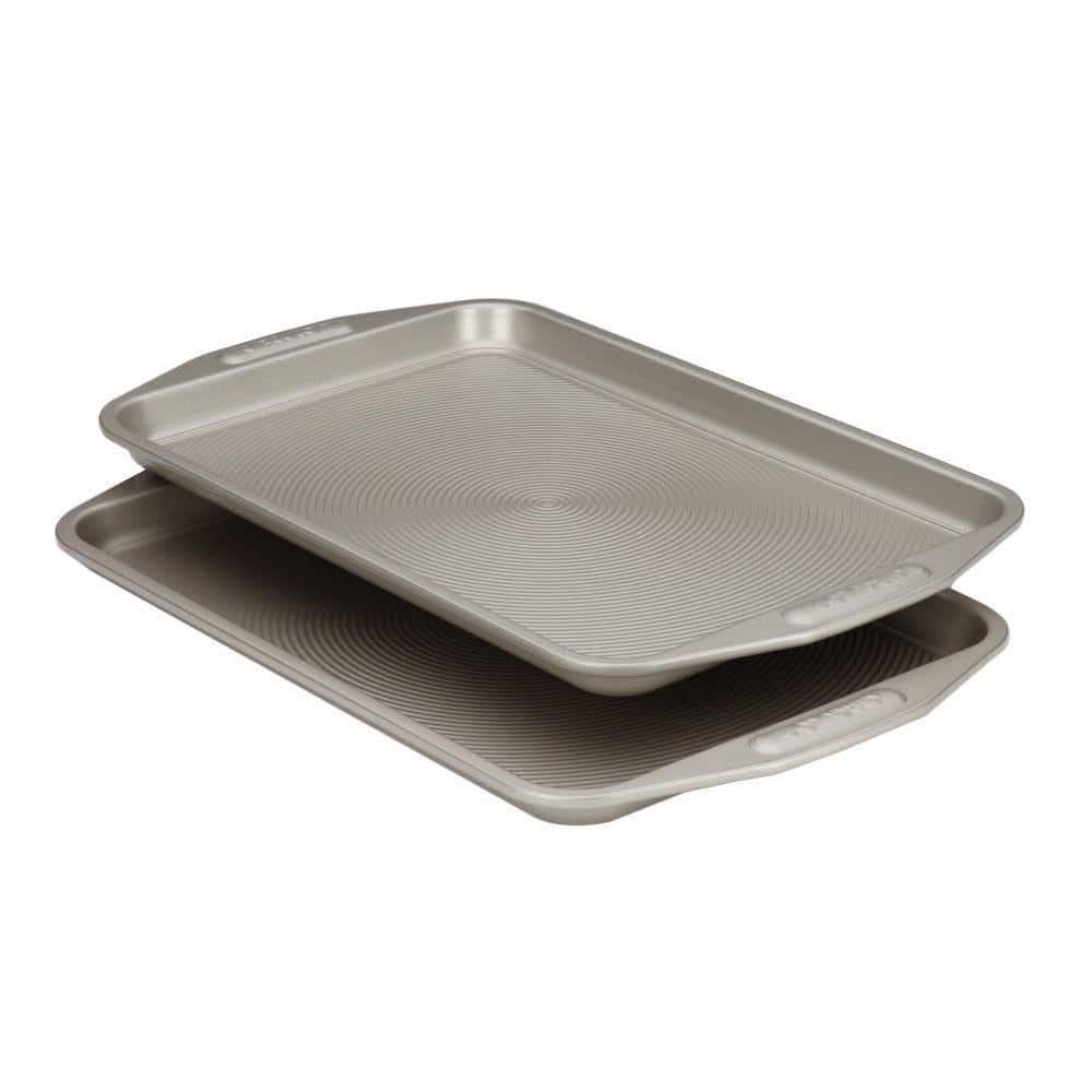 Wilton Nonstick Cookie Sheet, Cooling Grid and Silicone Baking Mat Bakeware Set, 4-Piece