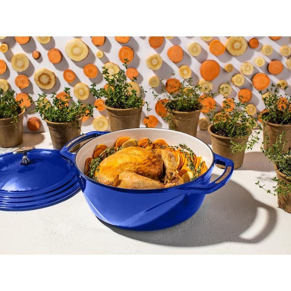 LODGE CAST IRON Cast Iron Dutch Oven in Blue Smooth
