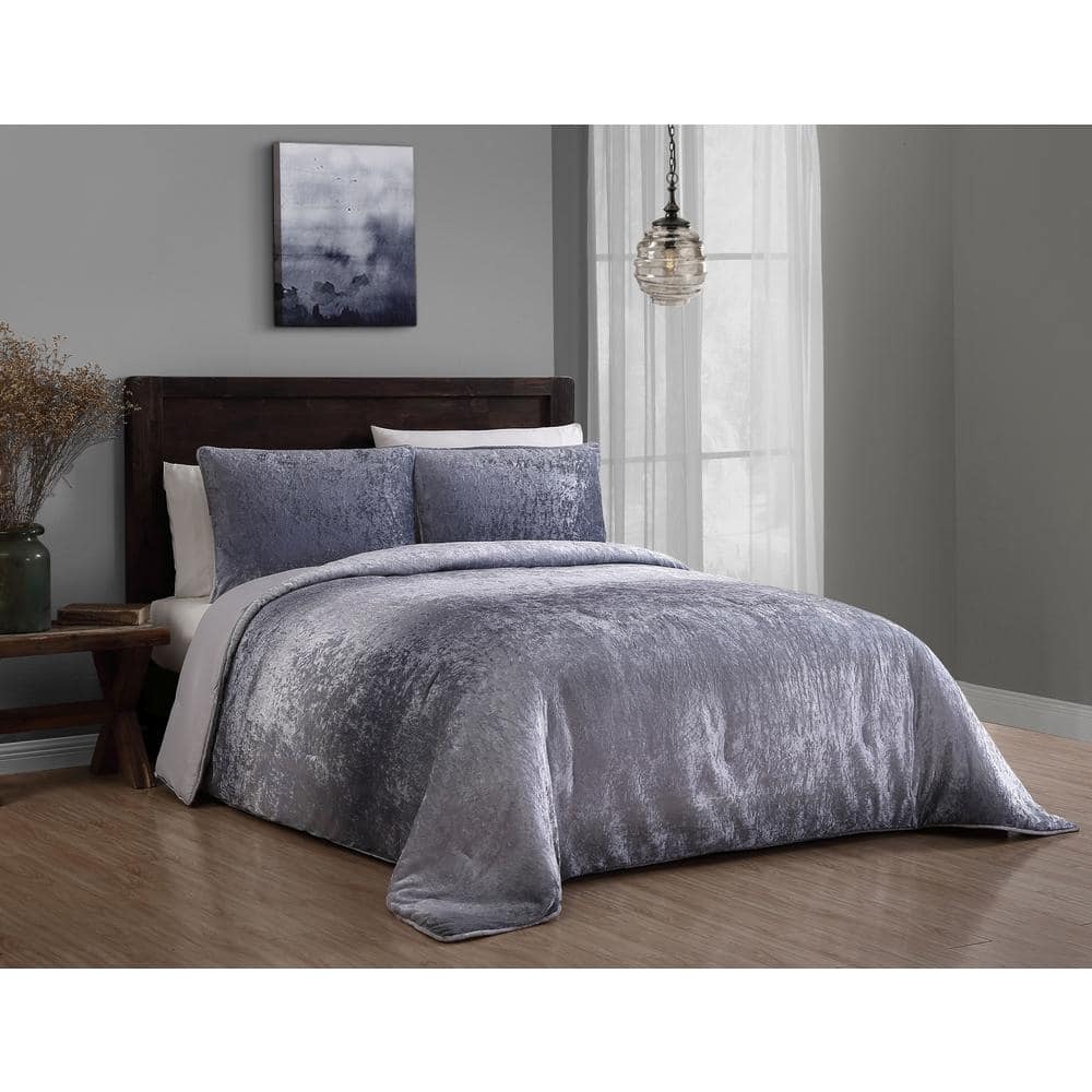 Bradshaw 3-Piece Grey King Comforter Set
