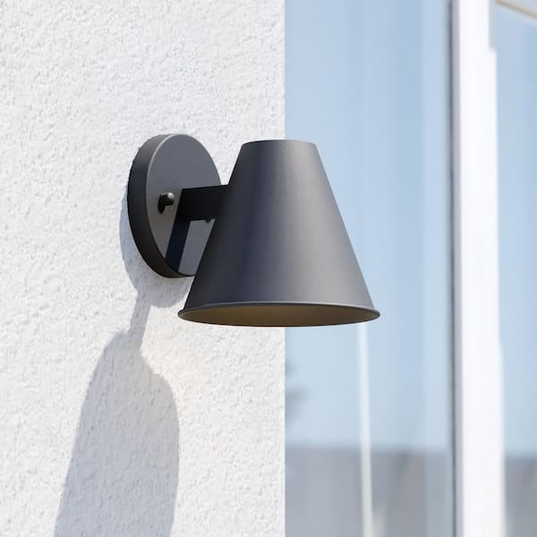 VAXCEL Smith 1-Light Textured Black Metal Cone Outdoor Wall Lantern Sconce