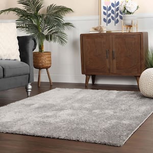 California Silver 4 ft. x 6 ft. in. Solid Indoor Ultra-Soft Fuzzy Shag Area Rug