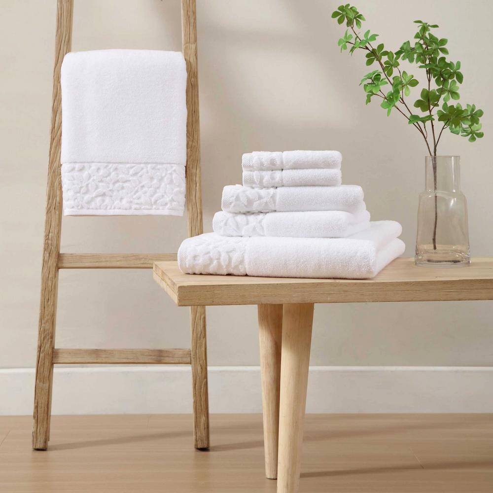 Luxurious White Cotton 6-Piece Towel Set
