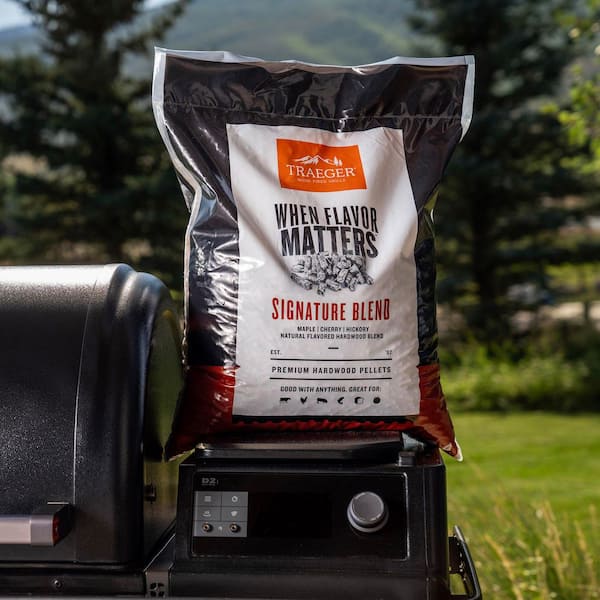 Traeger Pecan 100% All-Natural Hardwood Pellets – 20 Lb – Premium Grill Pellets