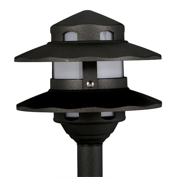 Hampton Bay 10-Watt Equivalent 5.5 in. Low Voltage Black Integrated LED  Deck Light JAO2601LL - The Home Depot