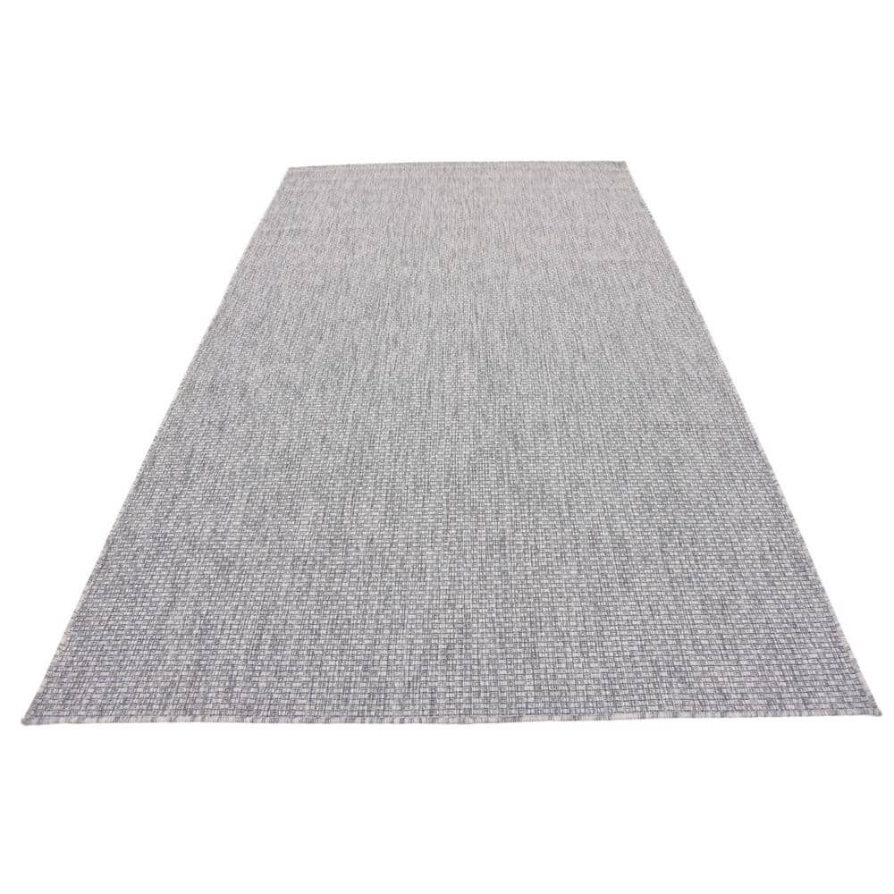 Light Gray Synthetic 5'3" x 8' Outdoor Flat-Woven Rug
