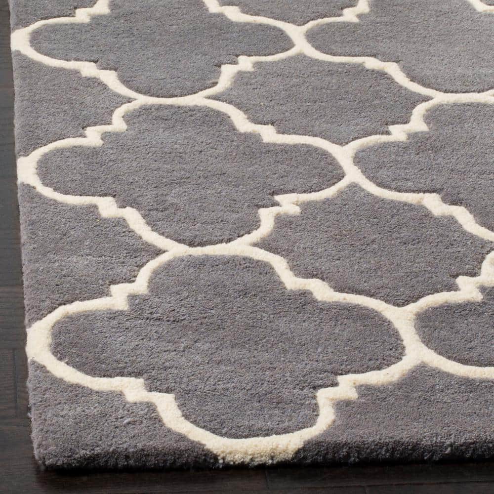 Hand-Tufted Dark Grey & Ivory Wool Round Accent Rug