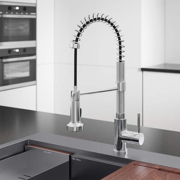 Swiss Madison Nouvet Single-Handle Pull Down Sprayer Kitchen Faucet in Chrome