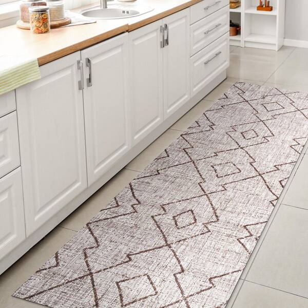 Carwa Tribal Diamond Trellis Beige/Brown 2 ft. x 10 ft. Indoor/Outdoor Runner Rug