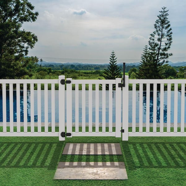 Barrette Outdoor Living Ohio 4 ft. H x 8 ft. W White Vinyl Fence Panel - Easy Assembly