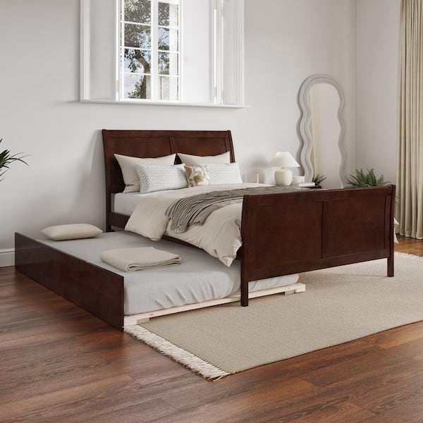 Portland Full Platform Bed with Matching Foot Board with Full Size Urban Trundle Bed in Walnut