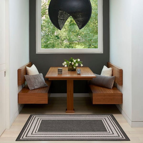Horizon Indoor/Outdoor Black 3 ft. x 5 ft. Bordered Contemporary Area Rug