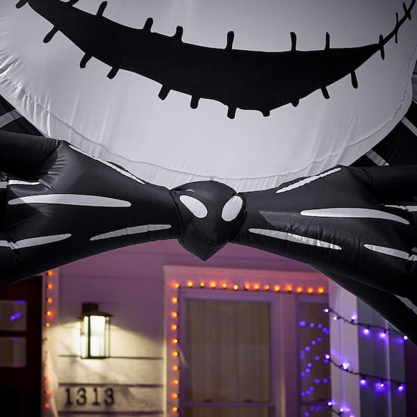 Halloween Jack saving Skellington Inflatable Archway