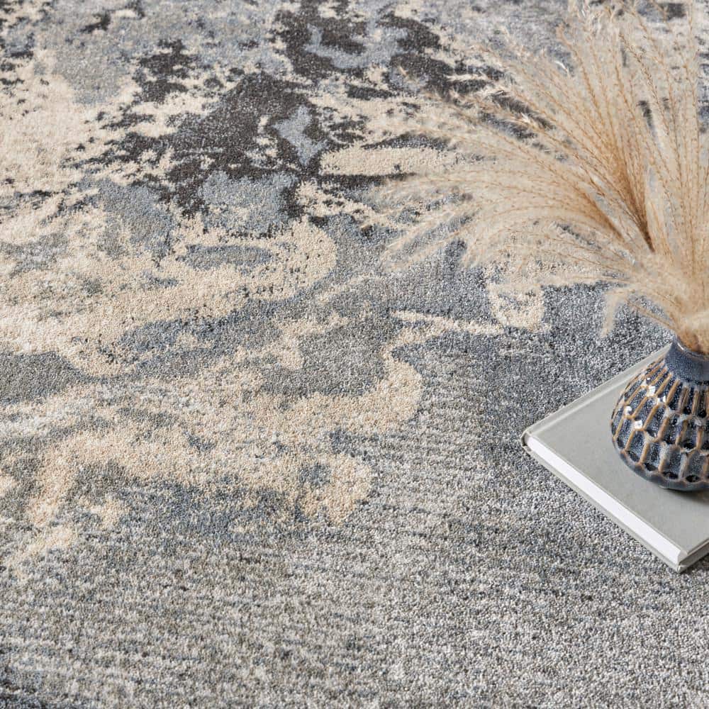 Gray Abstract 7' x 10' Synthetic Area Rug