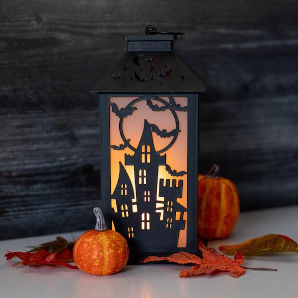 https://images.thdstatic.com/productImages/d501a78d-108d-42fb-916e-bfdee82b89e6/svn/lumabase-halloween-tabletop-decorations-98101-c3_600.jpg