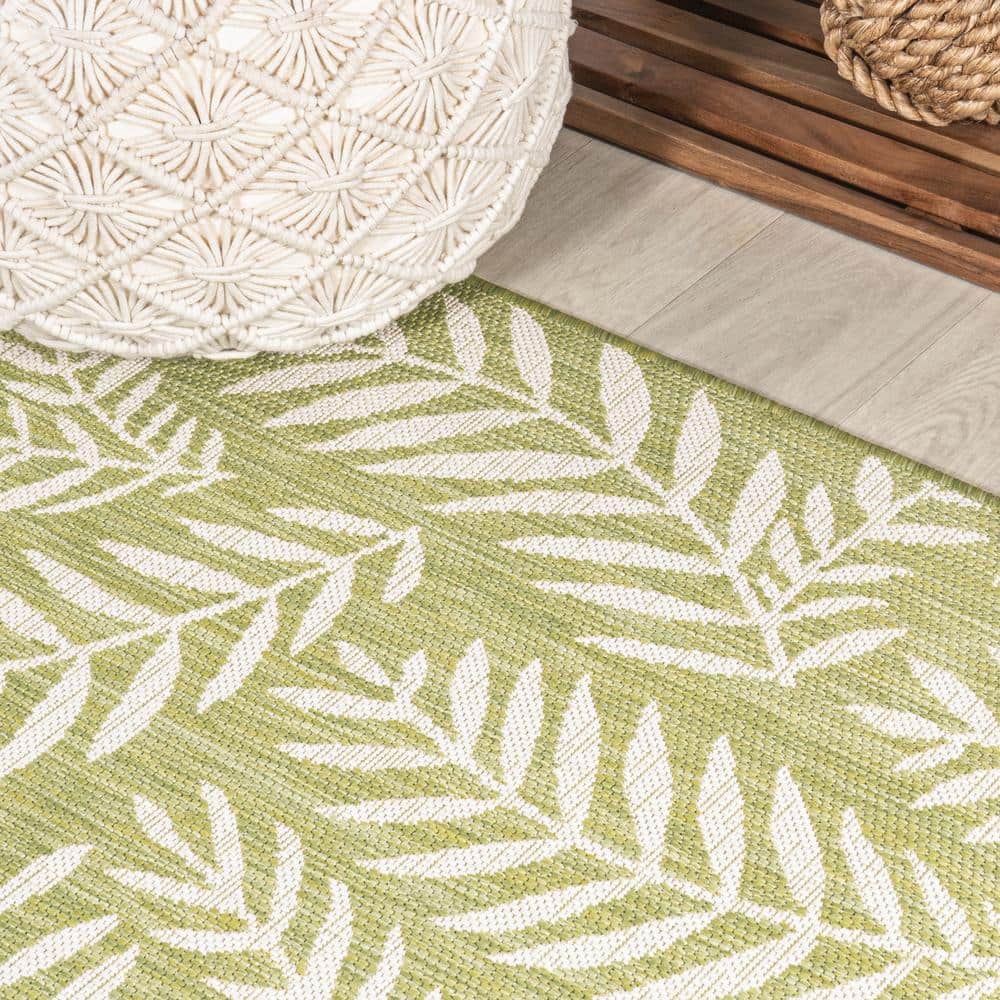 Nevis Palm Frond Green and Cream 5' Square Synthetic Rug