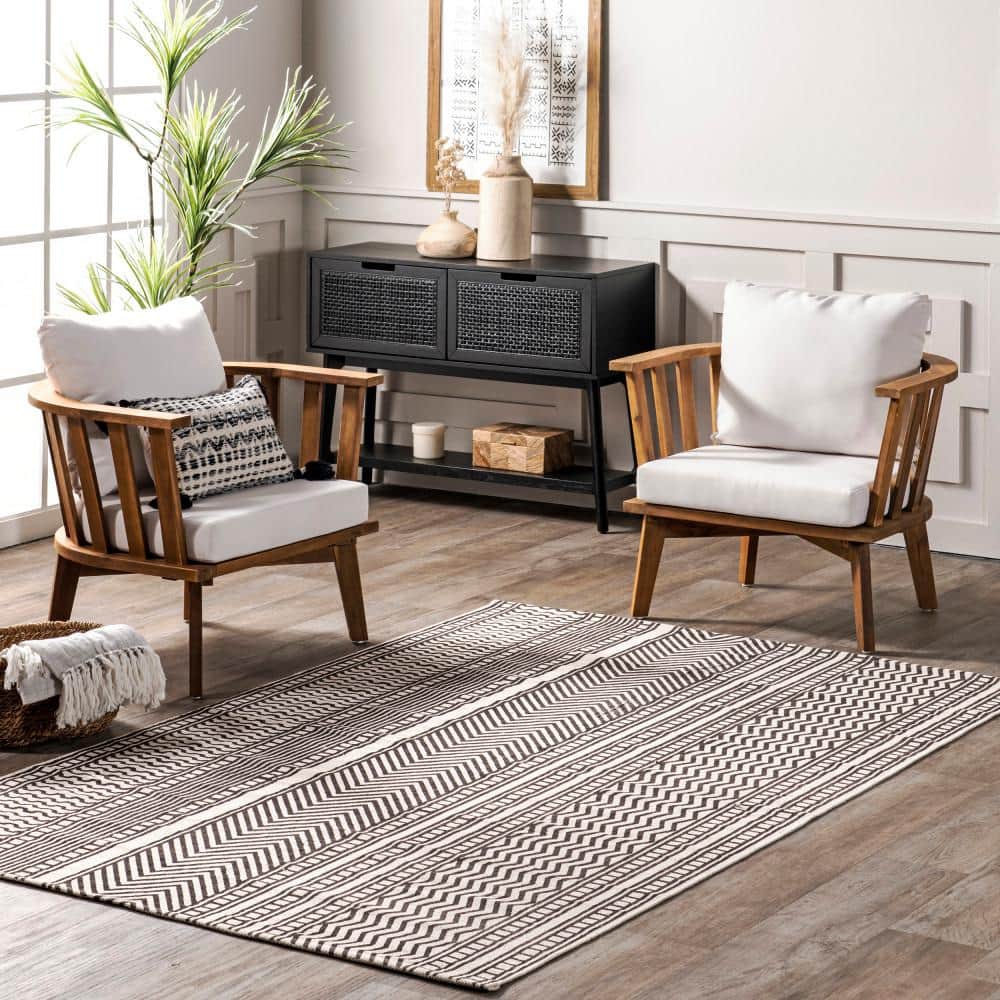 Modern Geometric Black and White Cotton Flat Weave Area Rug 8' x 10'